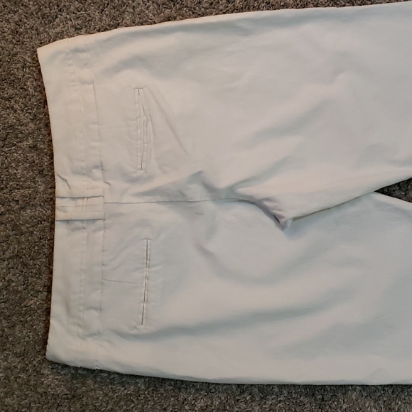 Worth Capri Pant - Picture 6 of 7